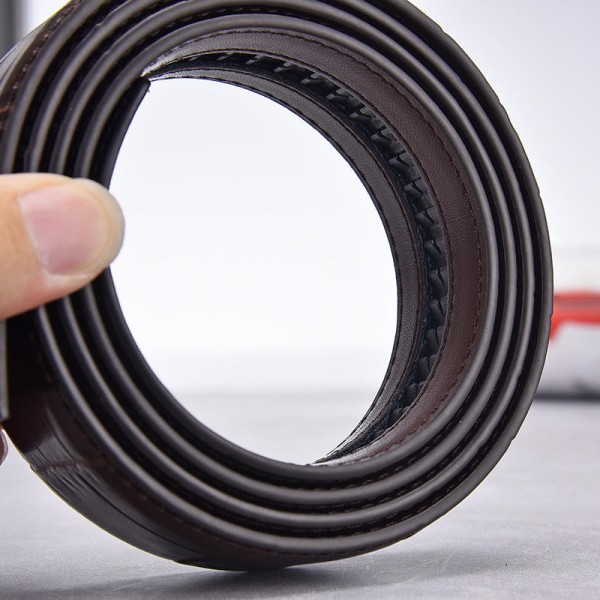 Crocodile-Pattern Buckleless Belt