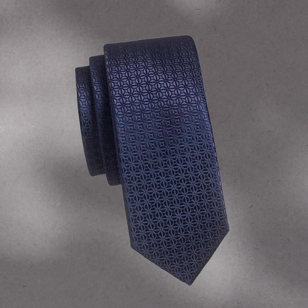 Comfortable & Breathable Striped Tie